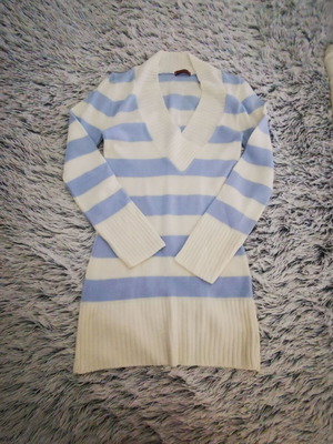 Women's elastic sweater dress like new, white and blue, size M