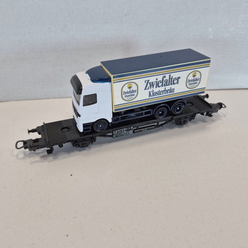 Lima H0 Train Set BR 332 and 6 DB Freight Cars used