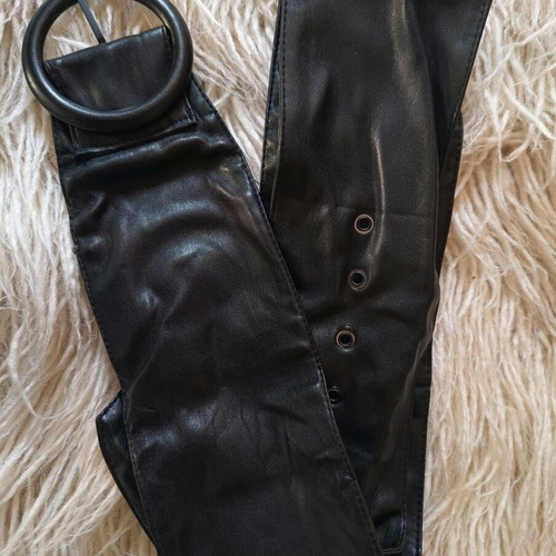 Zara dress with leather texture black like new, size XL