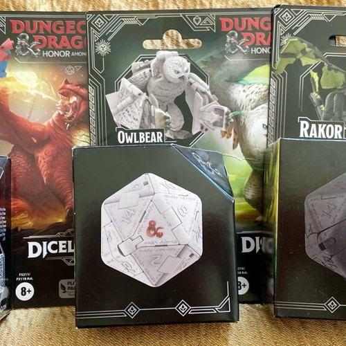 Dungeons & Dragons 3 new Hasbro figures