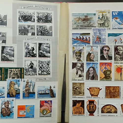 HELLAS1978 TO 1989 THE FIRST SERIES OF 1989 ALL SERIES OF STAMPS CONTINUOUS