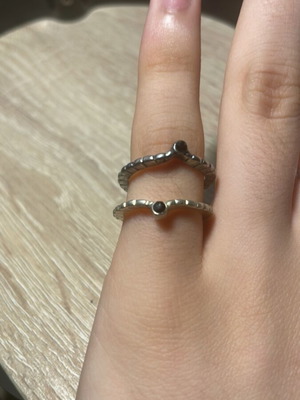 Zara ring pair with black stones like new