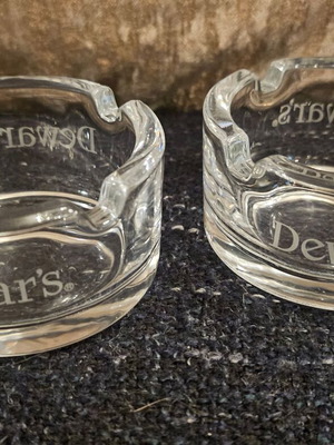 Dewar's ashtrays set of 2 small, like new
