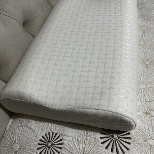 Soft Dream memory foam sleep pillow