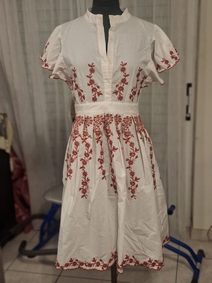 Axel white cotton dress with red embroidery, like new, size S-M