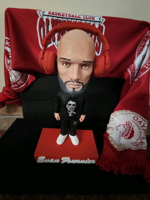 Evan Fournier 3D print with PLA 28 cm hand-painted made to order