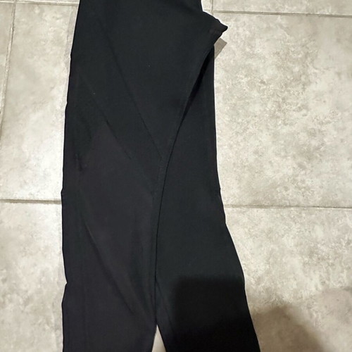 Nike leggings like new with mesh details, size S