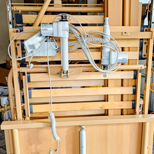 Electric hospital bed very adjustable like new with traction and brakes