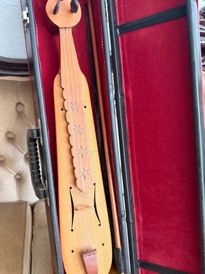 Pontian Lyra handmade used, vintage piece with case