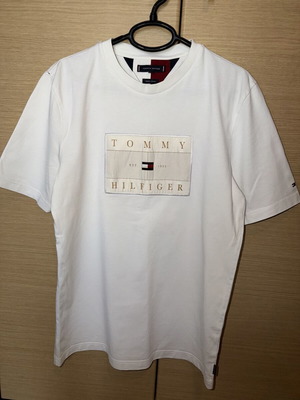 Tommy Hilfiger premium T-shirt like new, white, size L