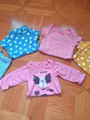 Baby rompers for 3-6 months like new, Carter's and Agnotis
