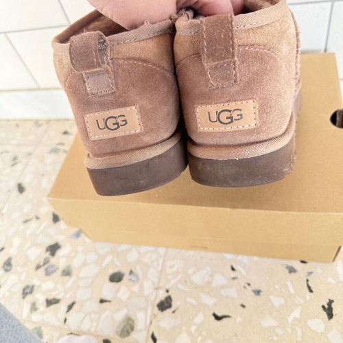 Ugg women's boots like new, size 40, beige