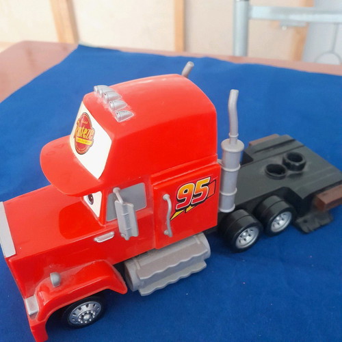 Mack Disney Cars truck used with foldable tracks and batteries
