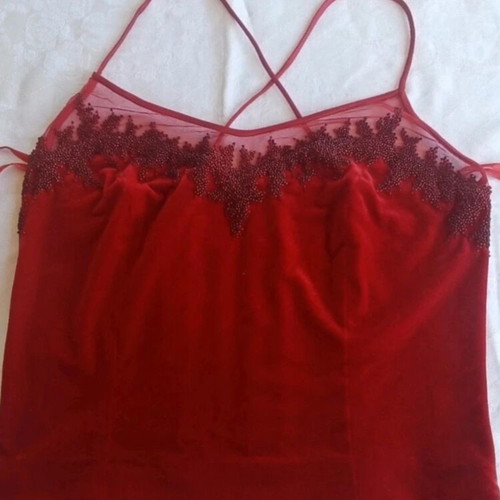 Raxevsky Medium crop top red velvet like new