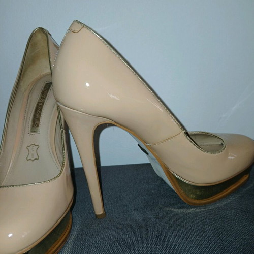 Buffalo double-layer leather patent platform pumps 12cm like new