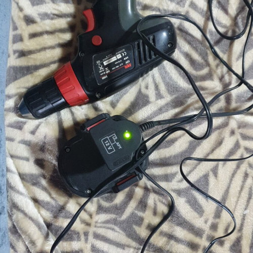 Skil 12V 2490 Cordless Drill Like New
