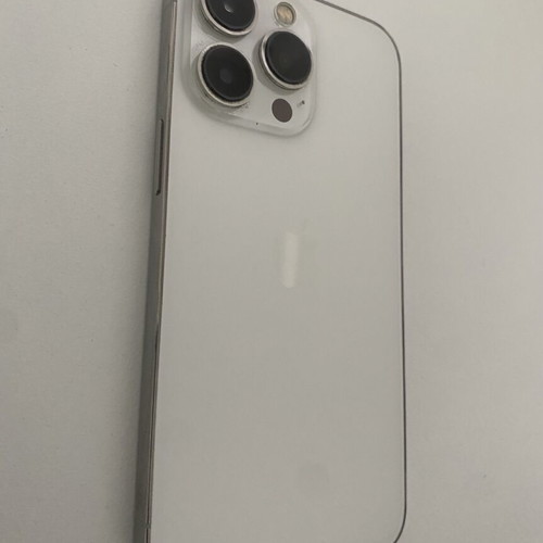 iPhone 13pro 128GB used, white with case and screen protector