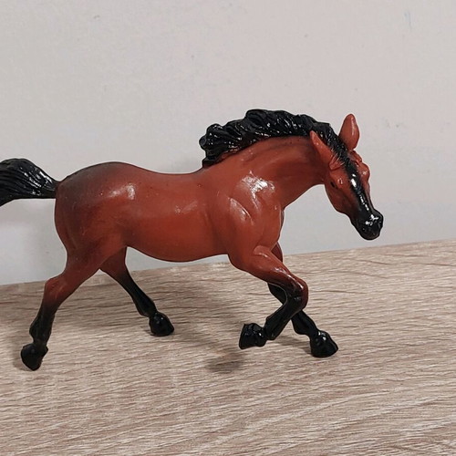 Horse figure like new made of good quality plastic