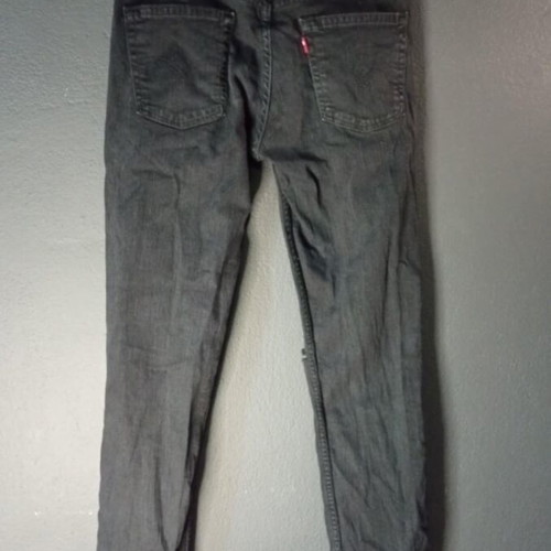 Levi Strauss & Co black jean with rips, size S, like new
