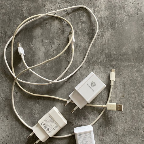 Pack of cables and adapters for Huawei and Samsung chargers like new