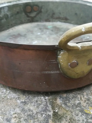 Copper tray with brass handles like new
