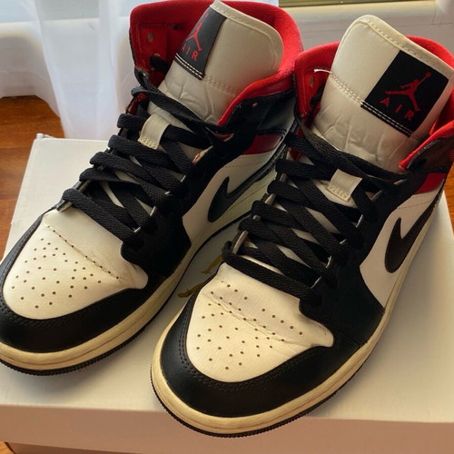 Jordan sneakers like new, size 39