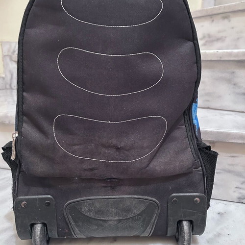 No Fear school bag used, wheeled with zippers