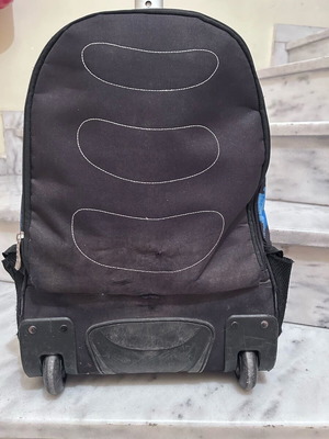 No Fear school bag used, wheeled with zippers