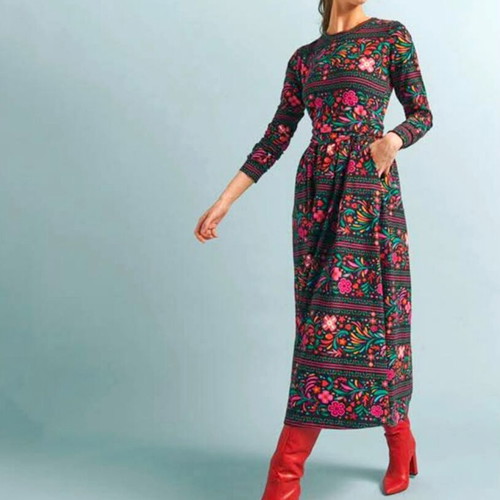 Karavan Mariloo Sweater Dress black like new, multicolor