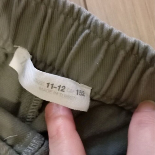 Zara pants like new, size 146-152, blue and green, pack of 2