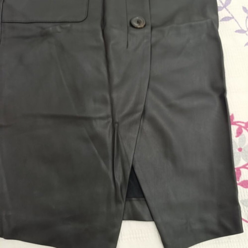 Stradivarius Black Midi Leather-Look Skirt Size XS 34 Like New