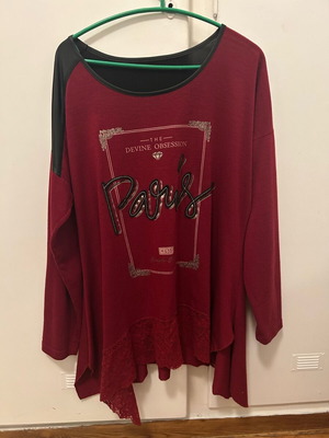 Paris blouse large red like new