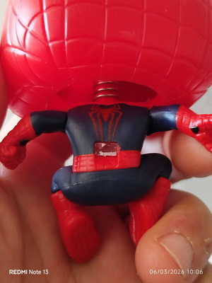 Funko Pop Marvel Spider-Man μεταχειρισμένο, με σπασμένη βάση