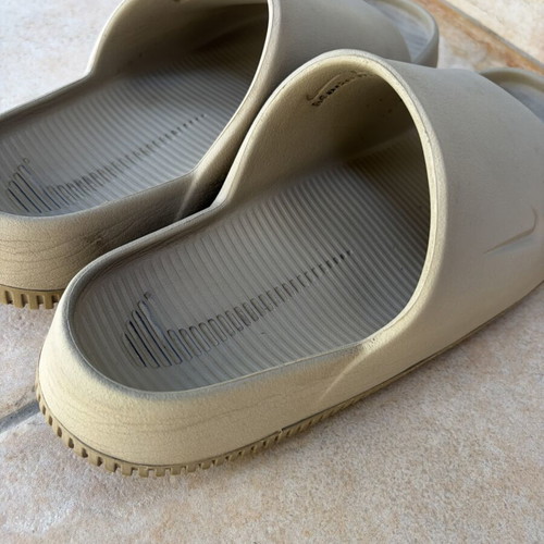 Nike calm slides, beige, size 42