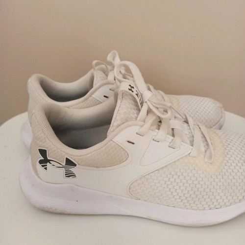 Under Armour athletic shoes used, white, size 38.5