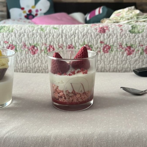 Strawberry Soufflé Candle 100% Soy Wax in Gift Packaging