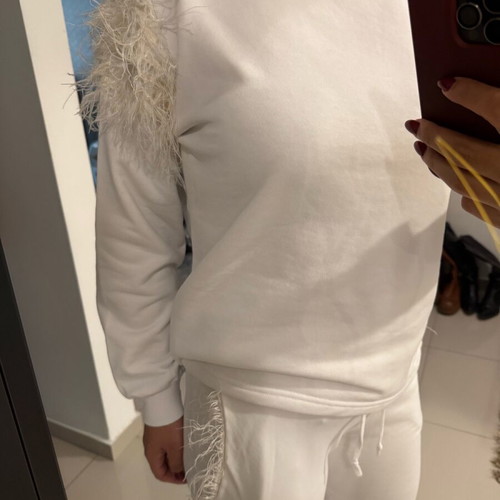 Two-piece set with feathers Large, like new, white