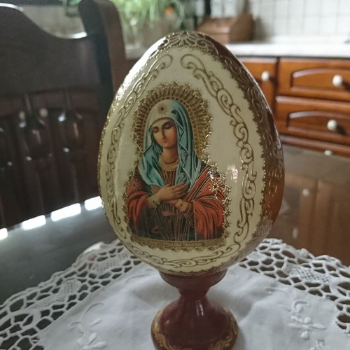 Decorative wooden egg collectible, like new