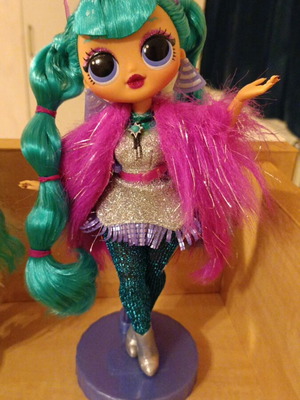 Lol Surprise OMG 5 doll like new