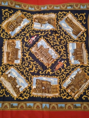 Rome Scarf like new, 0.85×0.85 m