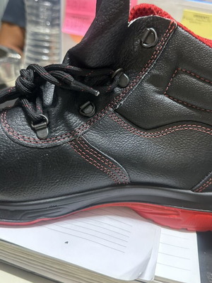 Work shoe, black with red details