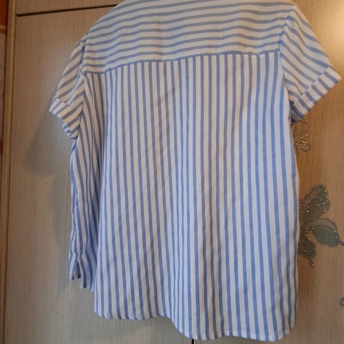 Terranova women's shirt Small like new