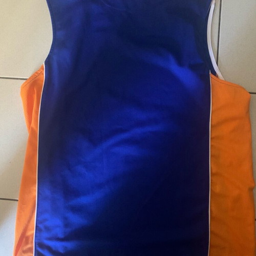 Everlast basketball jerseys New York and Admiral sleeveless like new