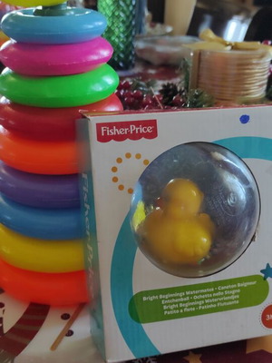 Μπαλίτσα παπάκι Fisher Price σαν καινούργιο με δώρο κρίκους