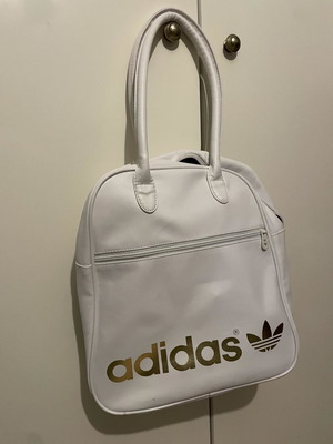 Adidas leather bag used, white shoulder