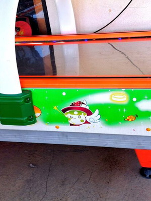 Air hockey table game