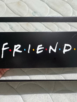 Friends collectible wall light like new