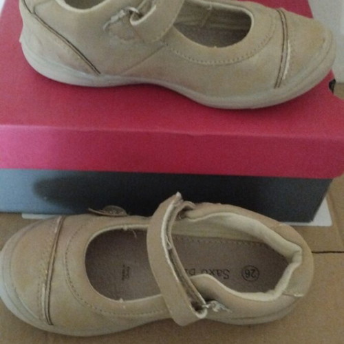 Girl Saxo Blues ballerinas size 26 used, beige