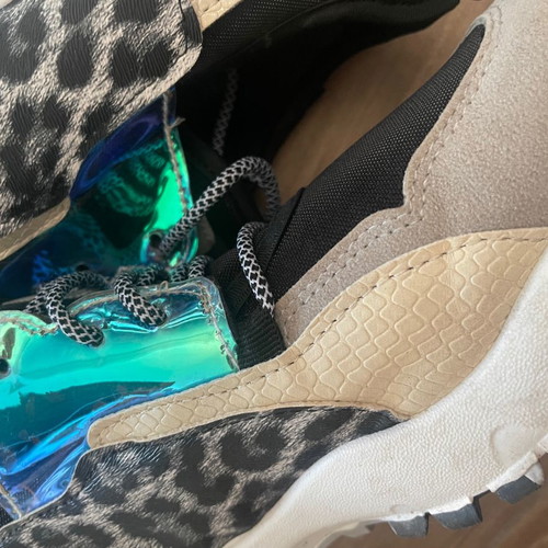 Women's sneakers No39 used with different colors and textures