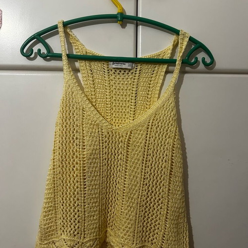 Stradivarius yellow sleeveless top like new, size M 38 10